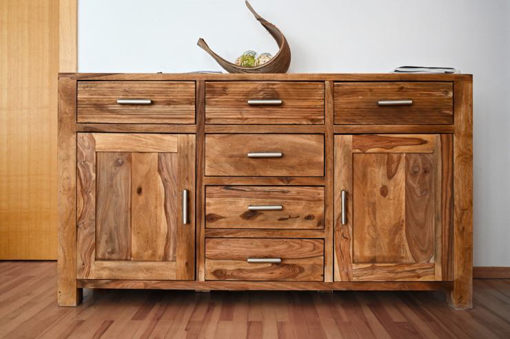mobile in legno antico