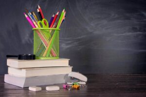 libri matite e occorrente scuola
